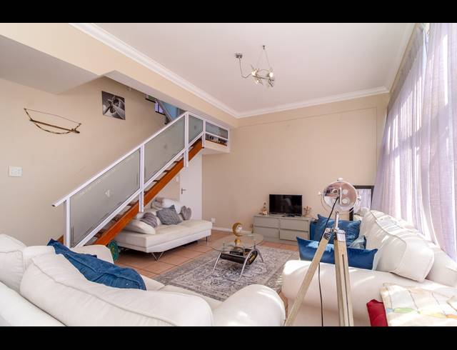 3 BEDROOM APARTMENT FOR SALE IN KENILWORTH UPPER